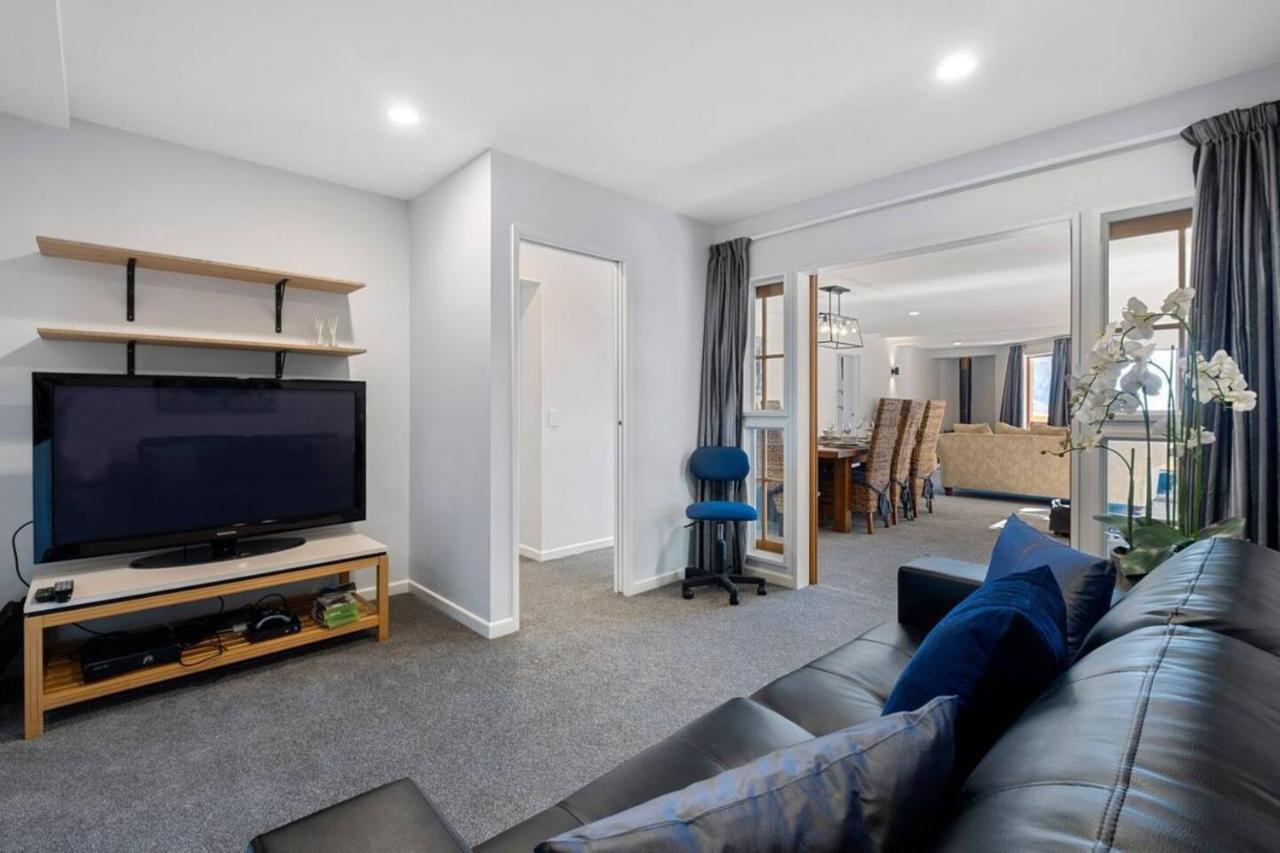Magnificent Apartment With Great Views! Queenstown Exterior foto